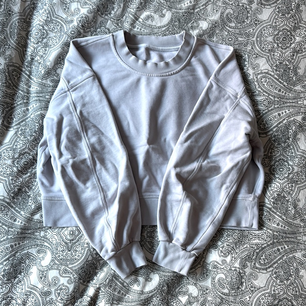 Lululemon cropped light grey sweatshirt